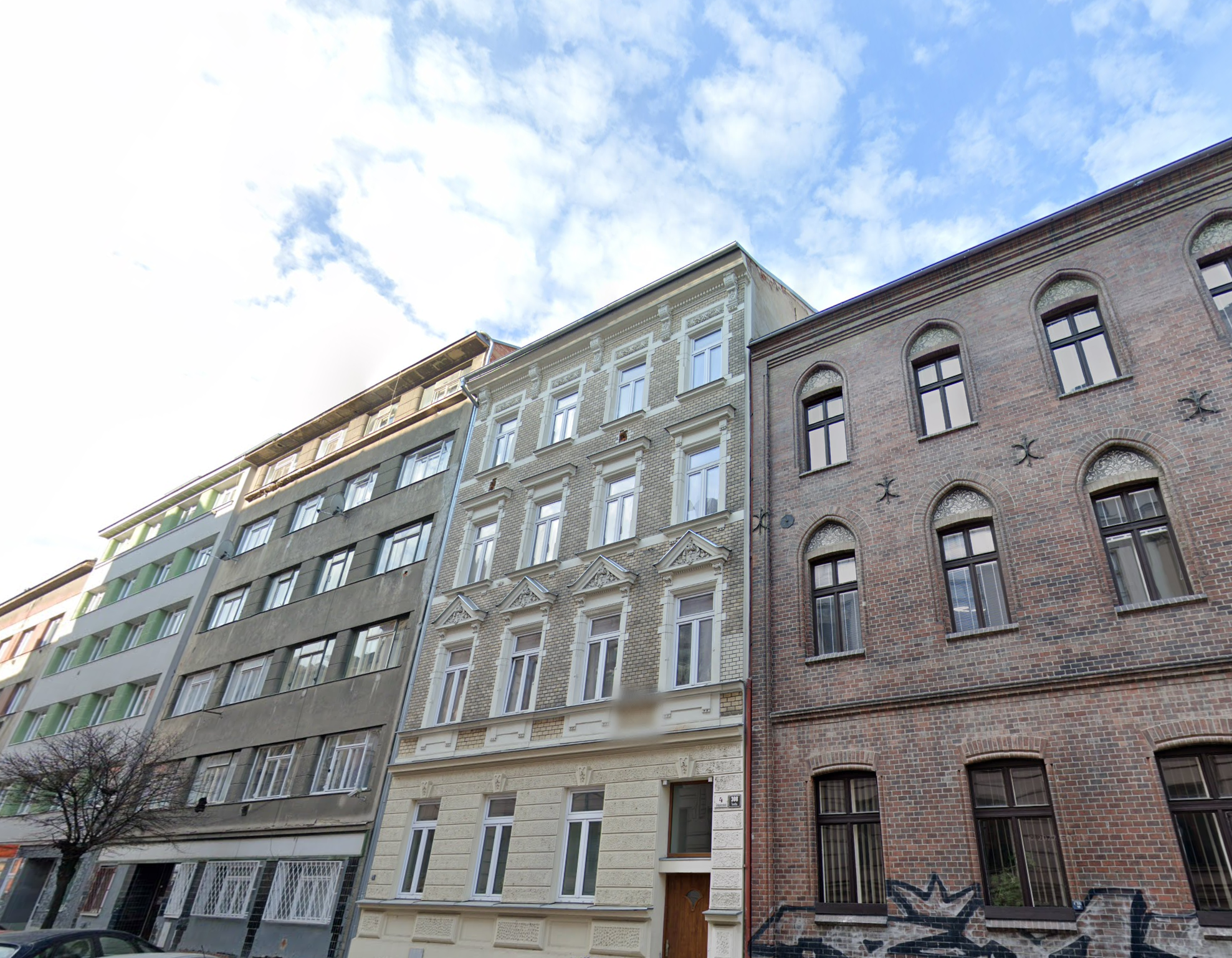 Stepanska 4